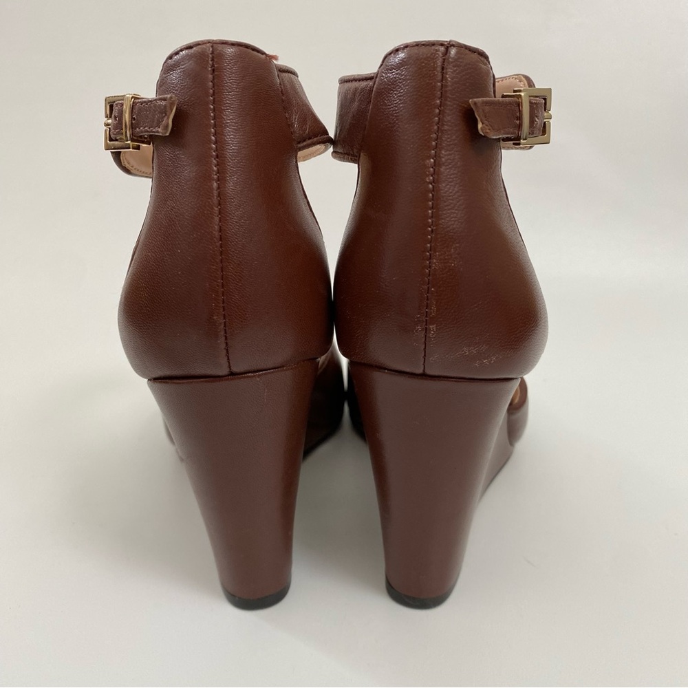 Vince Camuto Peep Toe Wedge Ankle Strap Size 7 Brown Heeled Sandals Women’s - Picture 13 of 14